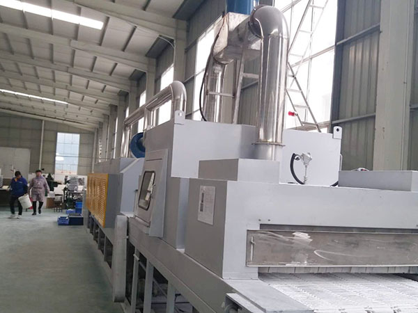 超聲清洗機廠家分析與超聲波清洗與傳統清洗有什么不同？